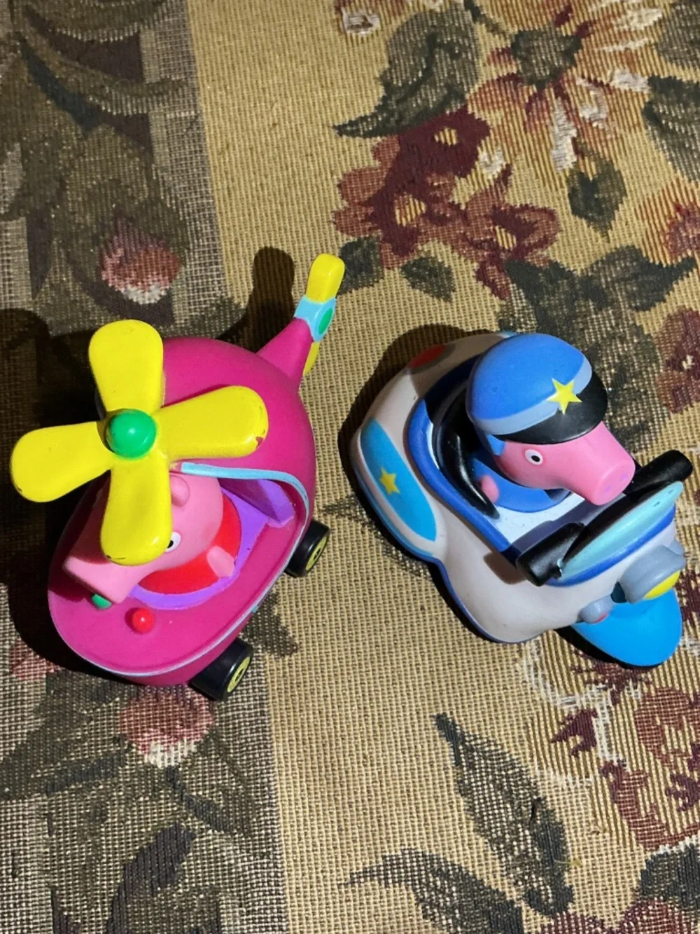 Peppa Pig Jazwares 2 Car Racers Police Train toy Figures george pig